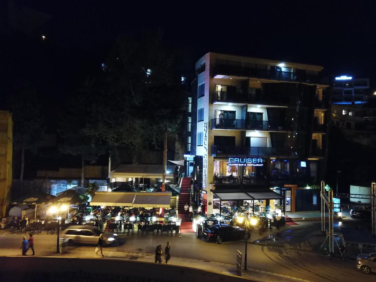 巡洋舰酒店 乌尔齐尼 外观 照片